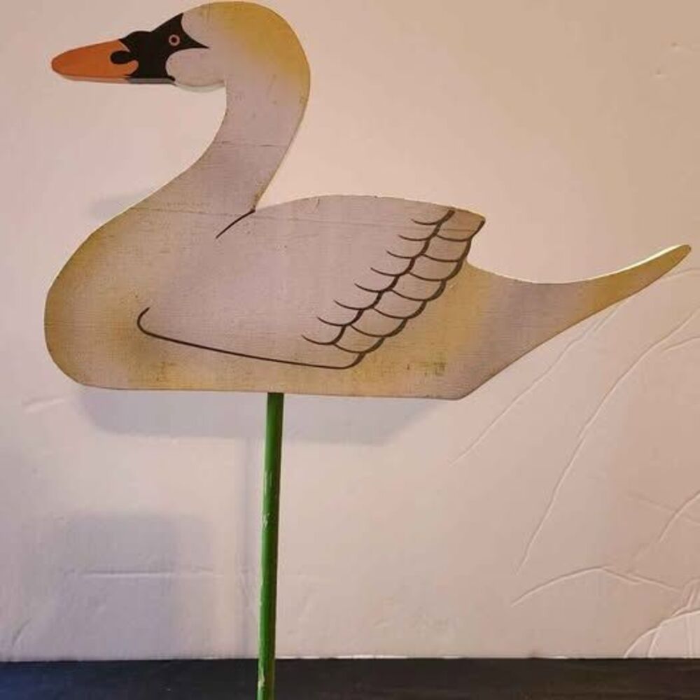 VINTAGE 1981 Wooden Duck Folk Art Attached To Base Approx. 13 inches tall
